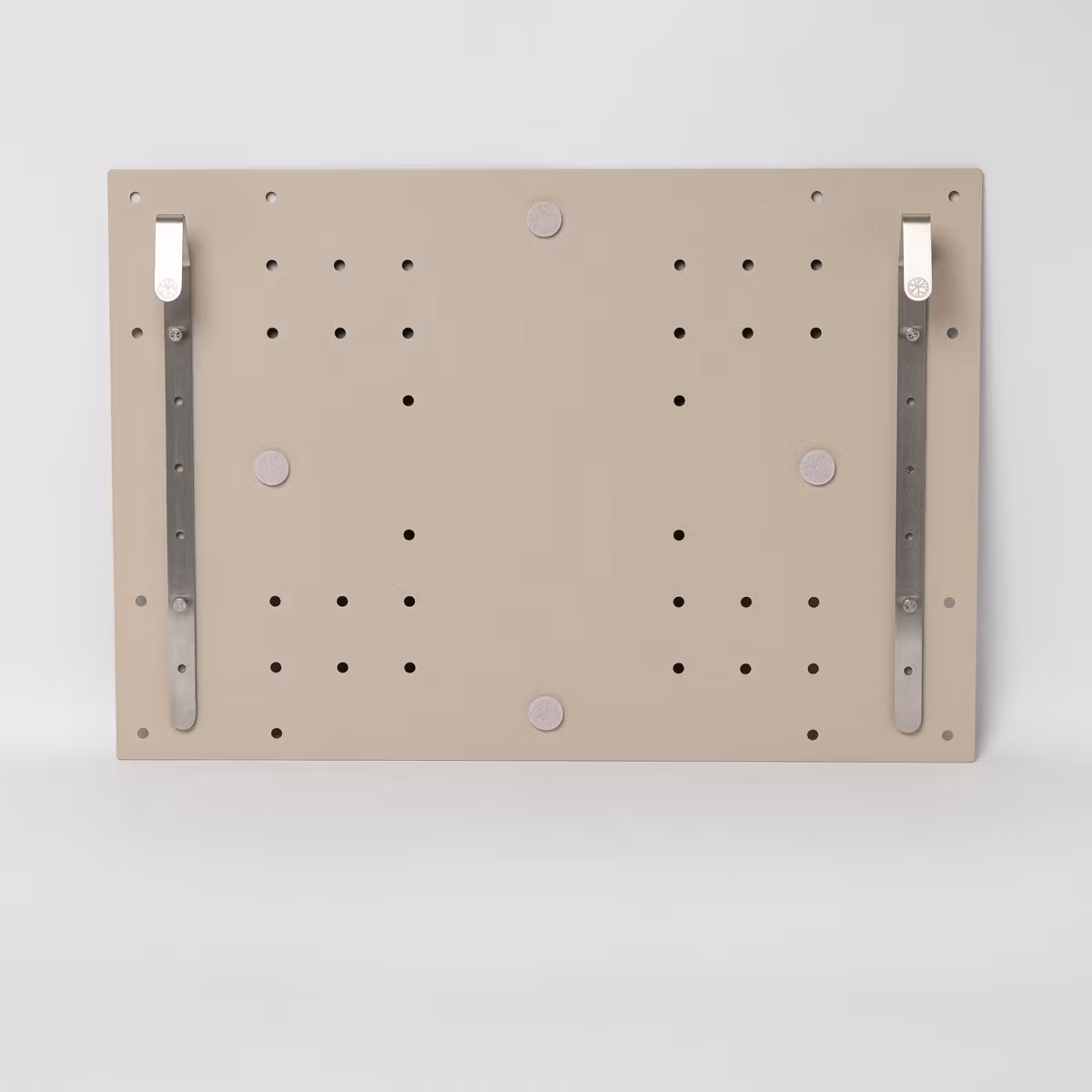 EMBRACE | Nell TV-Mount